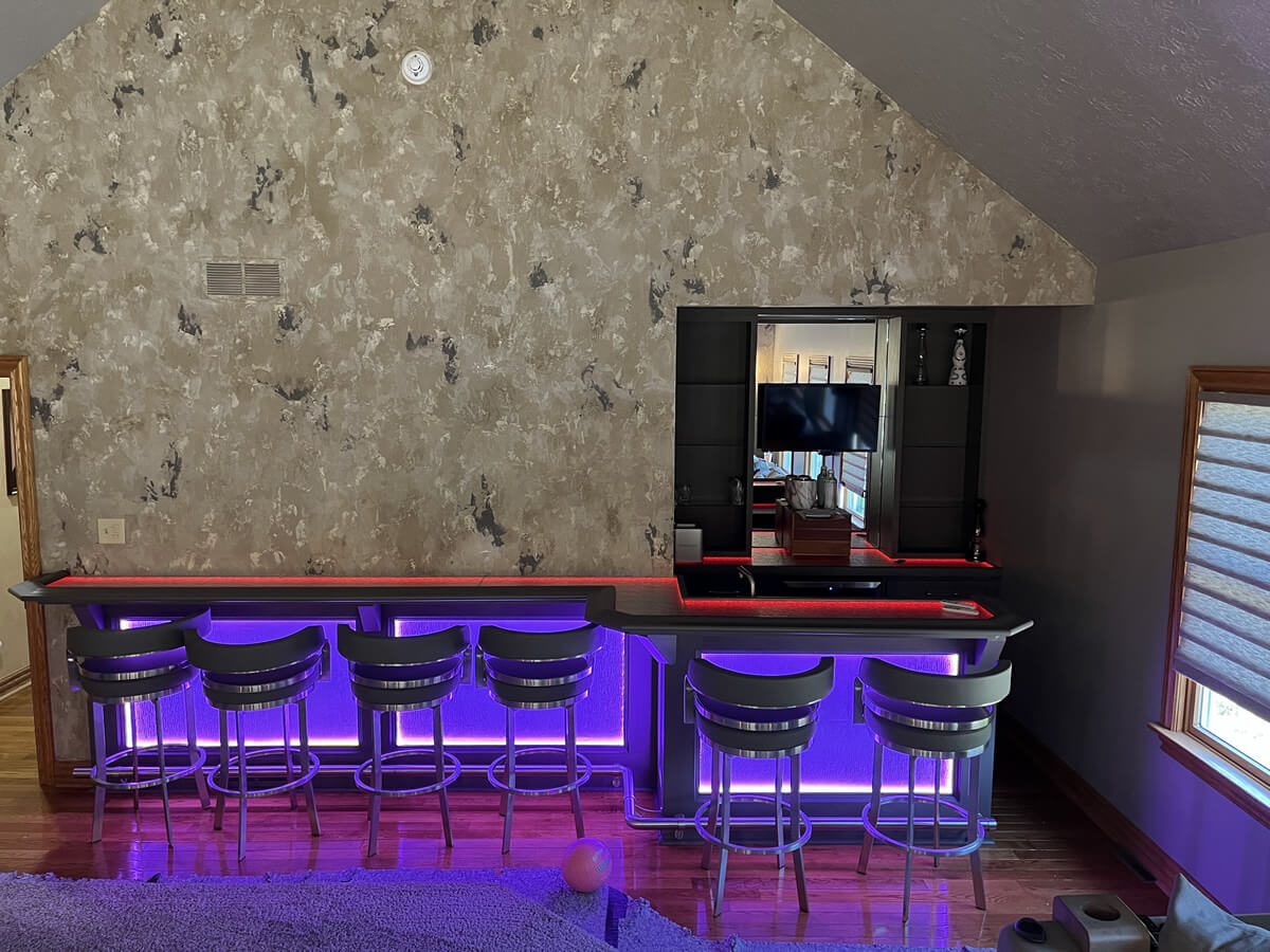 Custom Bar Custom Bar